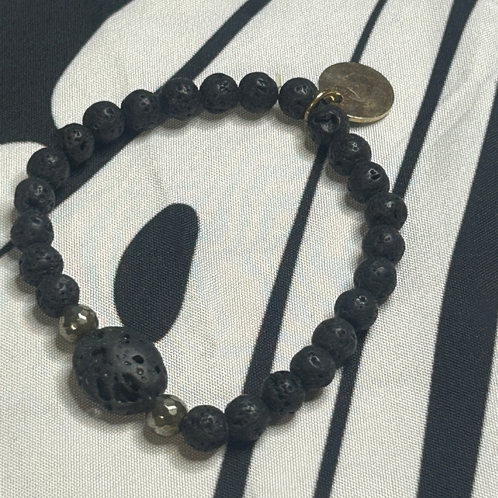 Snaffle Bit Lava Rock Bracelet - image 6